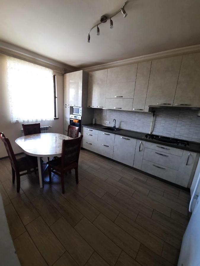 Garni Guesthouse Luaran gambar